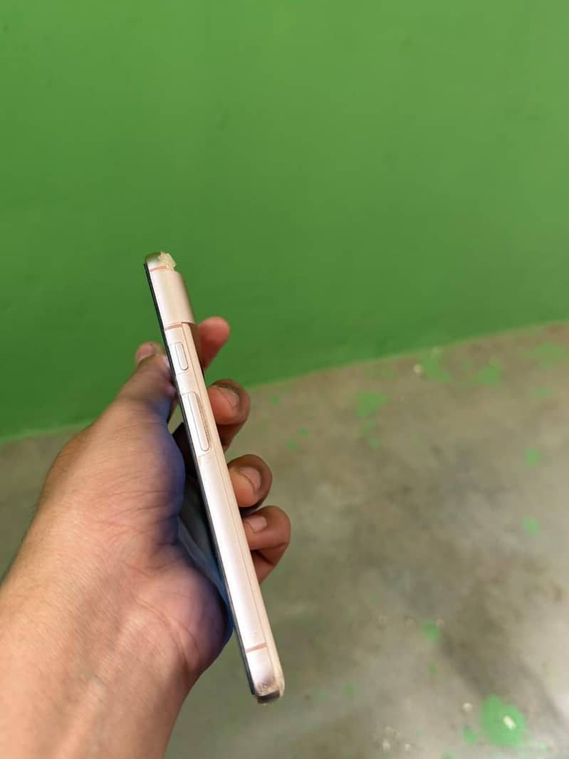 Google Pixel 8 2