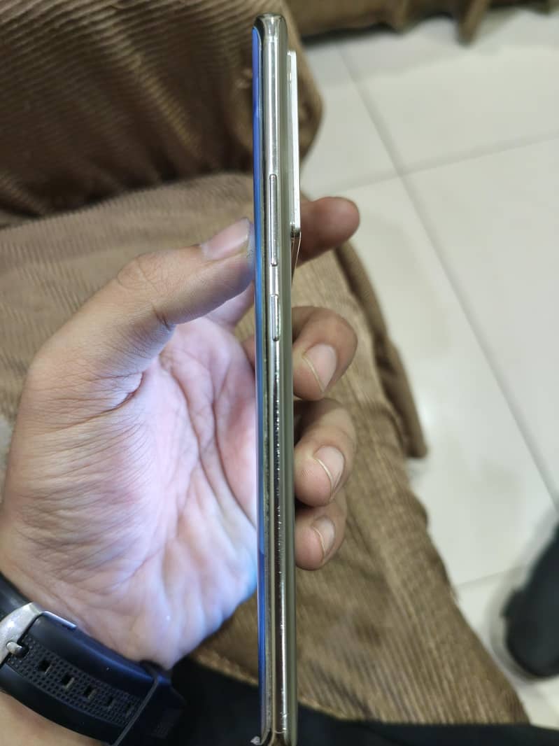 Infinix Note 40 Pro 3