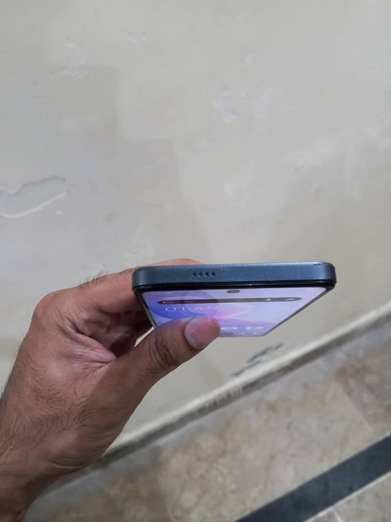 Tecno Spark 20C 3