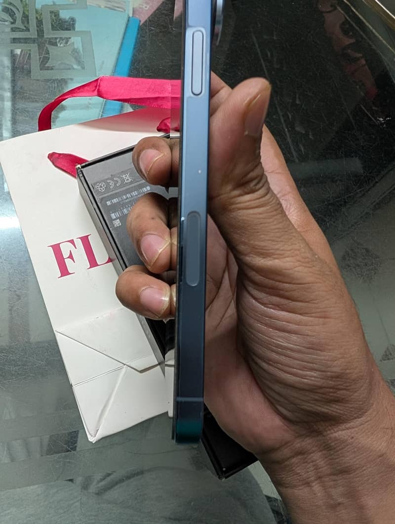 Apple iPhone 13 Pro Max 3