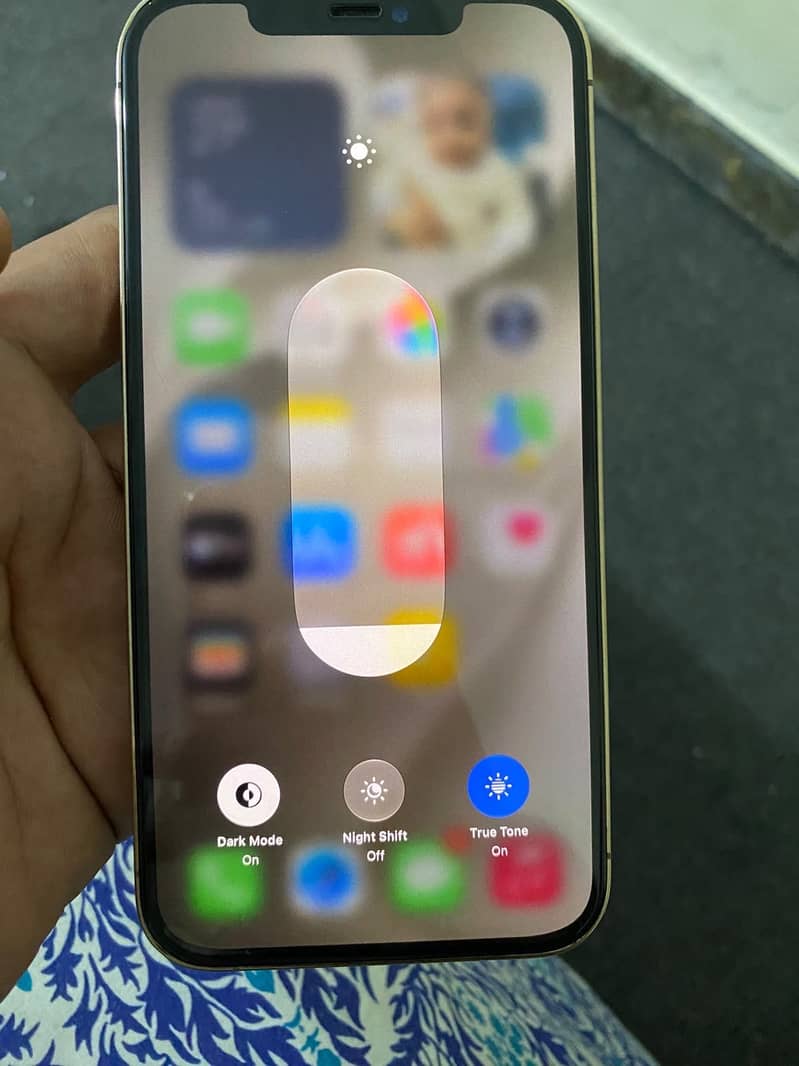 Apple iPhone 12 Pro Max 4