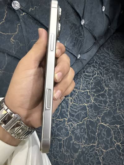 Apple iPhone 16 Pro Max JV 10/10 condition