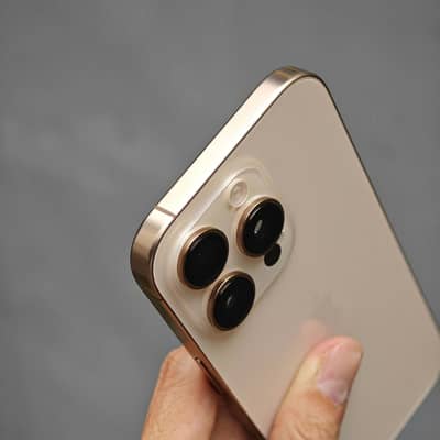 Apple iPhone 16 Pro Max