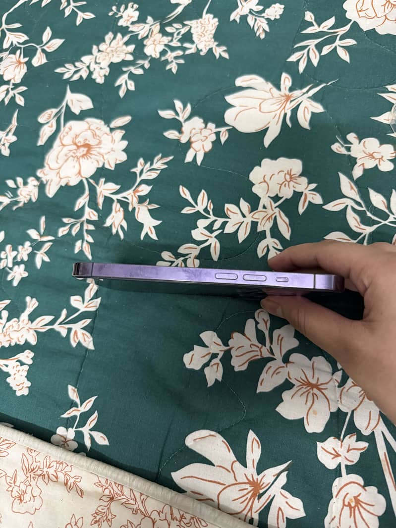 iPhone 14 Pro jv 1