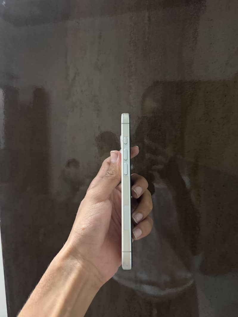 Apple iPhone 17 2