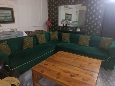 L shape sofa for sale 10/10 condition