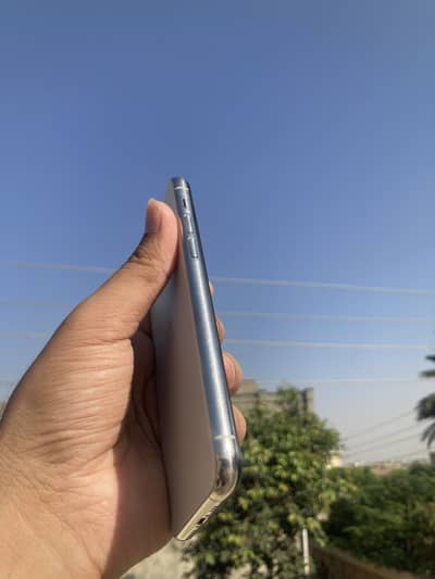Apple iPhone 11 Pro pta approved read add
