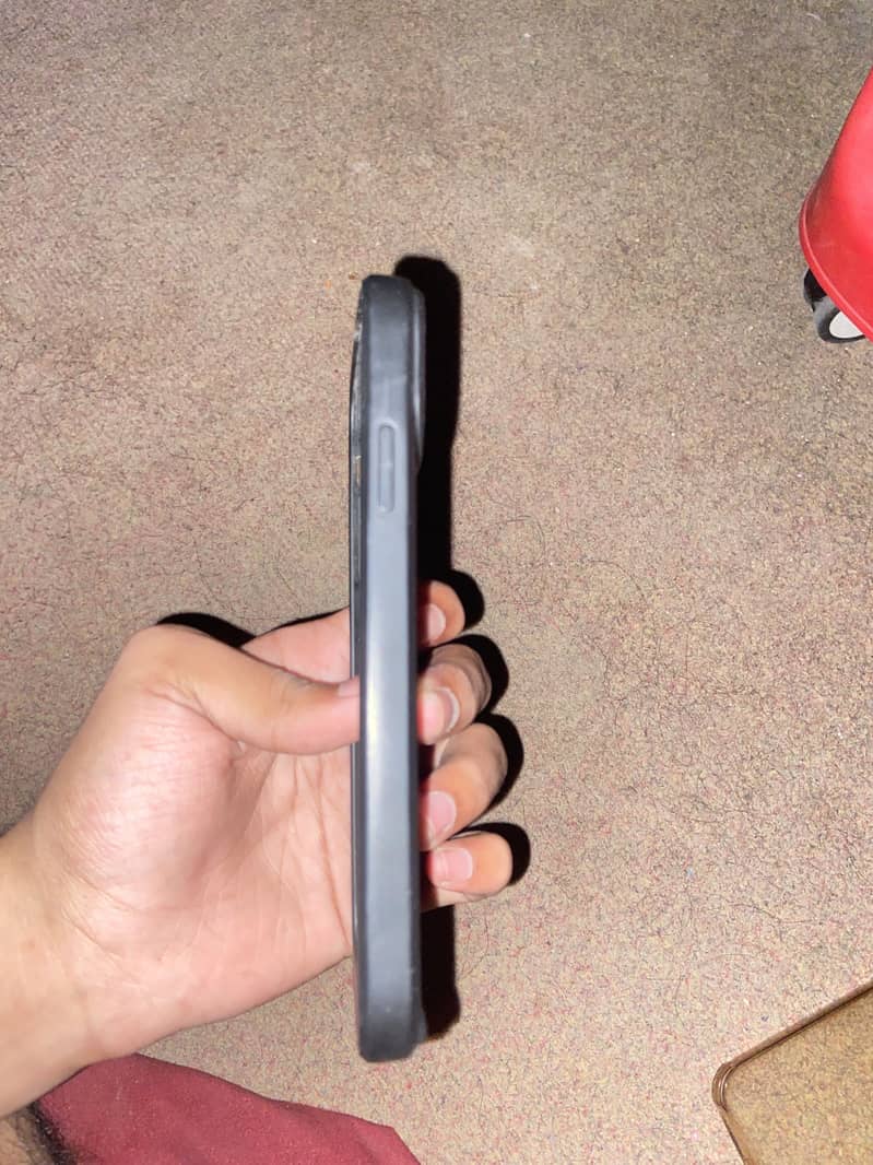 iPhone 11 black case 0