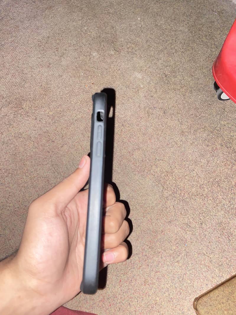 iPhone 11 black case 1