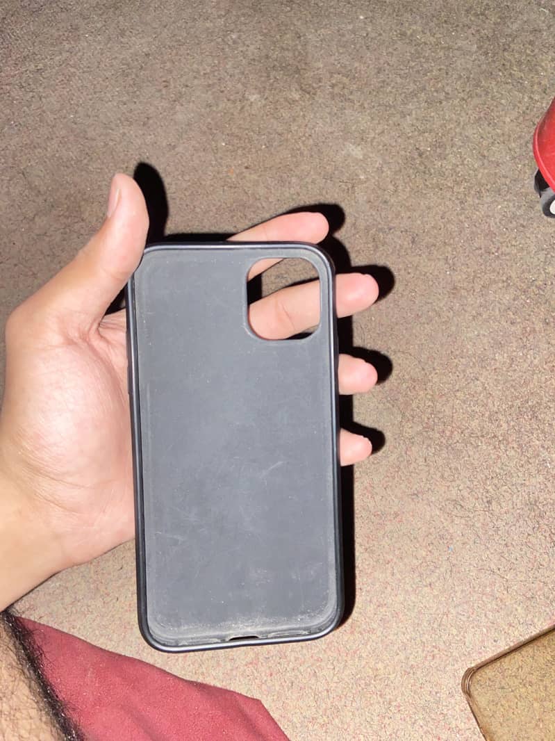 iPhone 11 black case 3