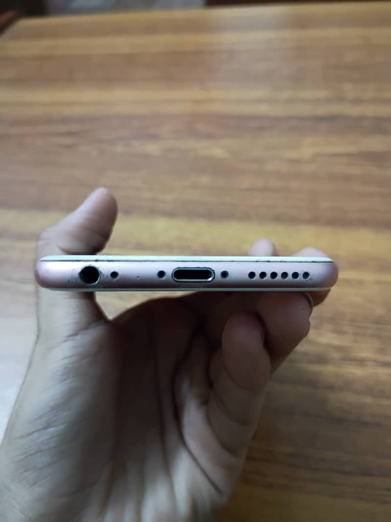 Apple iPhone 6S 2