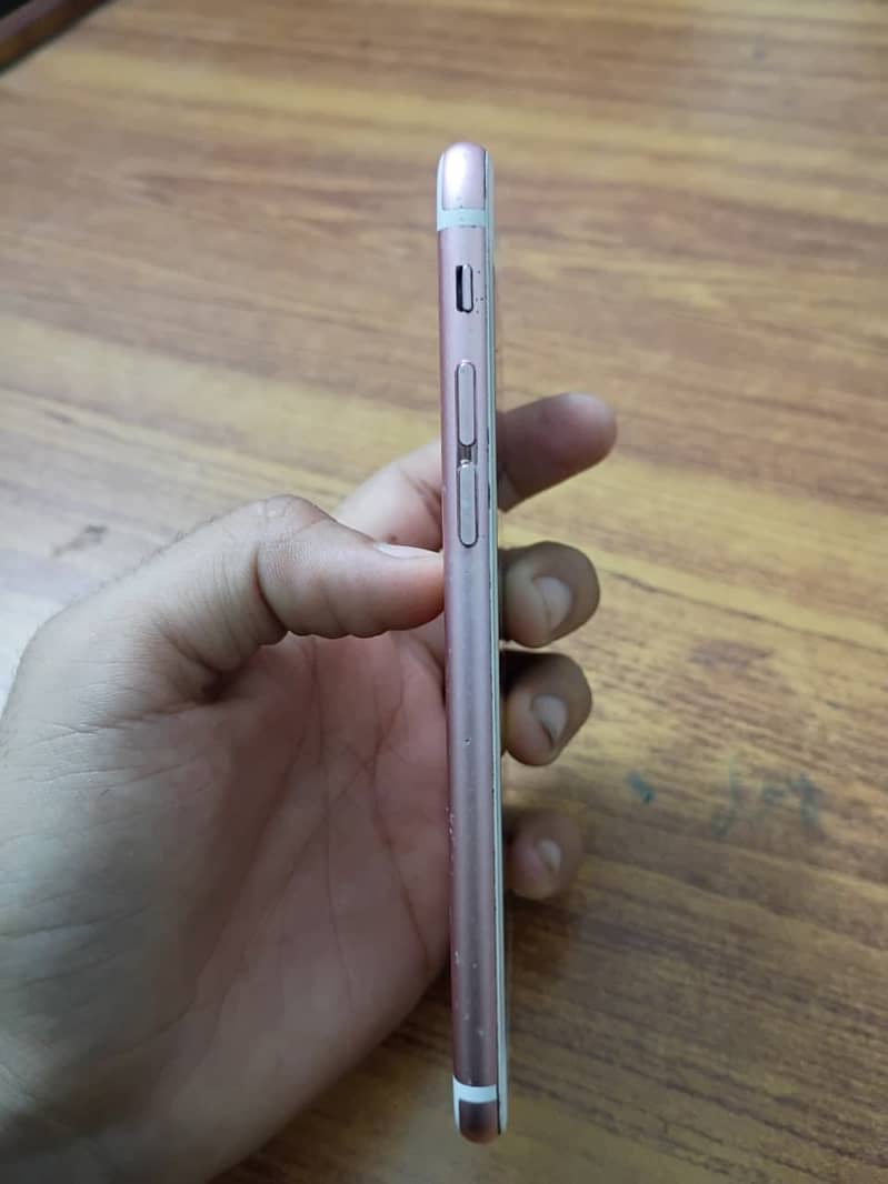 Apple iPhone 6S 3