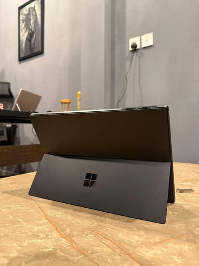 Microsoft Surface pro 6 | i5 8th Generation | 8gb ram 256gb ssd