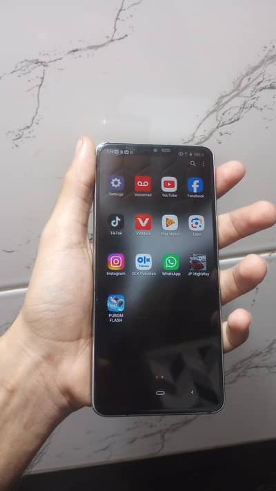 LG G7 thinq