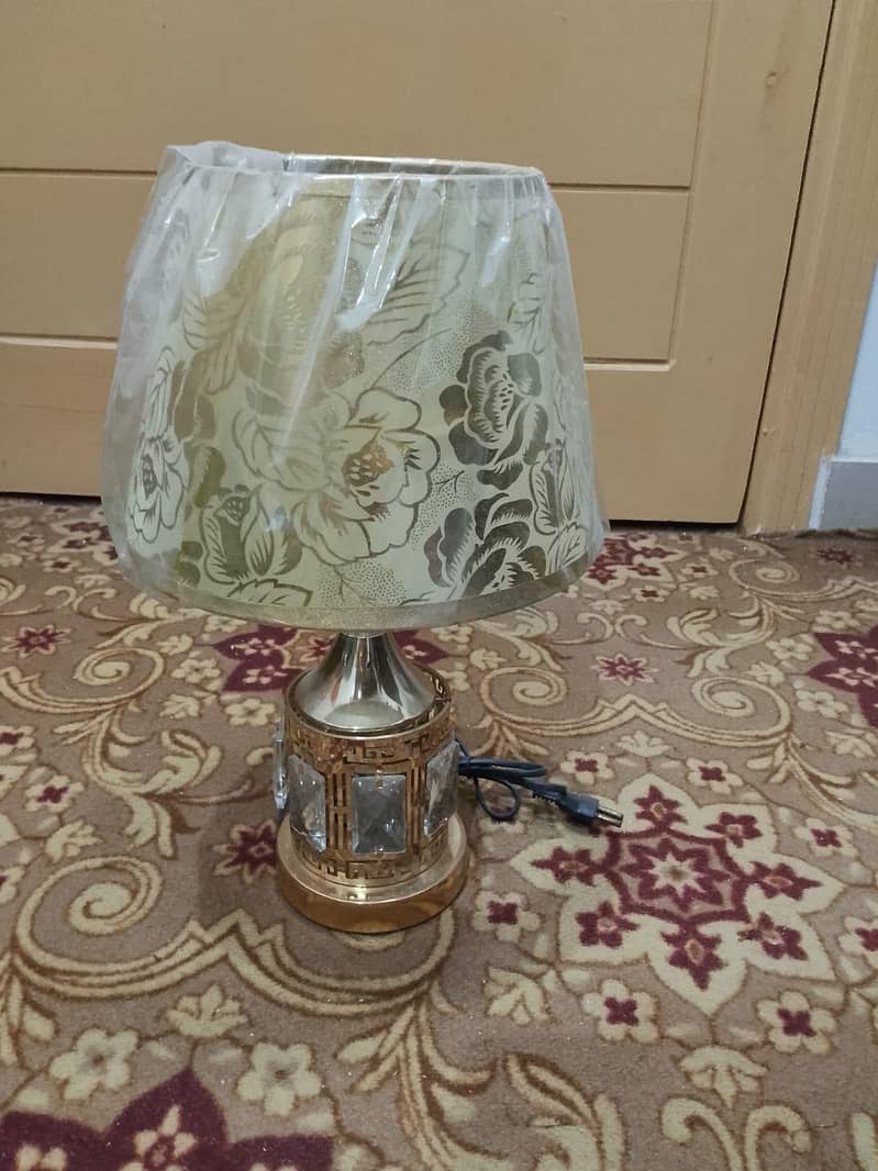 Table lamp good looking 1