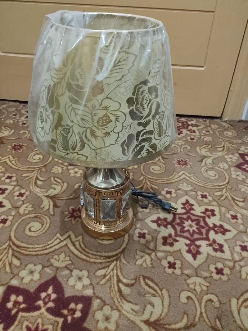 Table lamp good looking 3