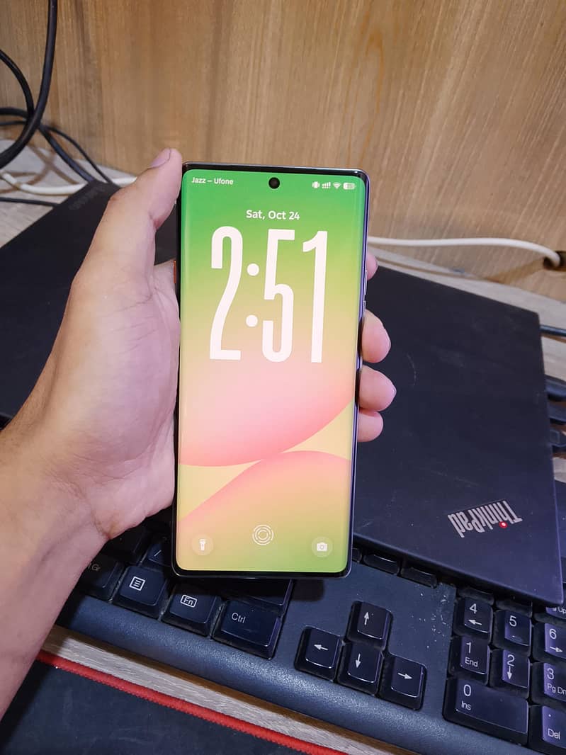 Tecno CAMON 40 Pro 1