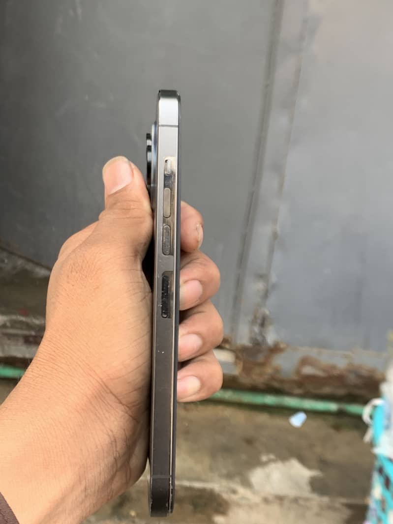 iPhone:13:pro max 8