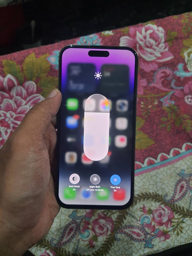 Apple iPhone 14 Pro Max 3