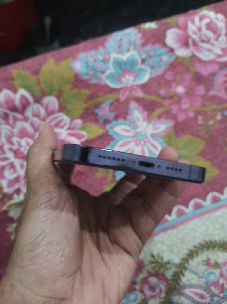 Apple iPhone 14 Pro Max 5