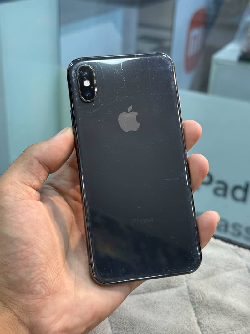 Apple iPhone X 0