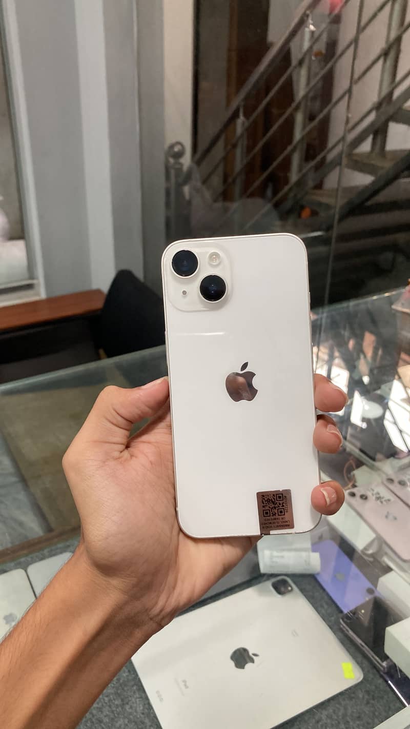 Apple iPhone 14 2
