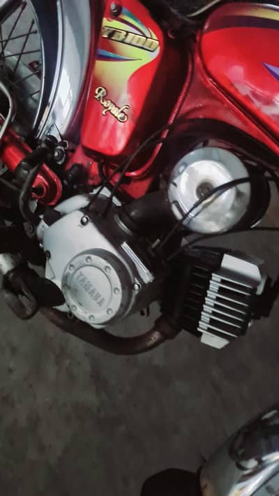 Yamaha YB 100