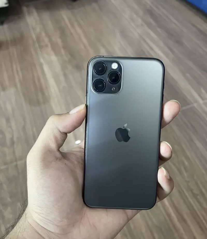 Apple iPhone 11 Pro 1