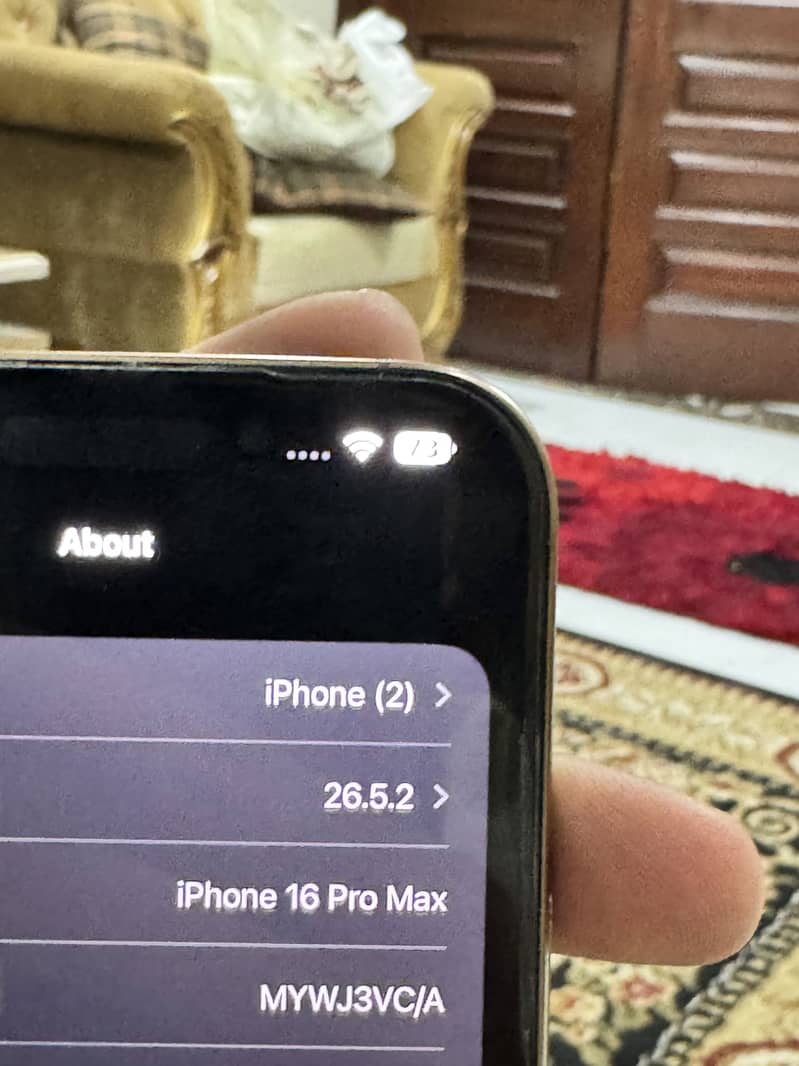 Apple iPhone 16 Pro Max 9