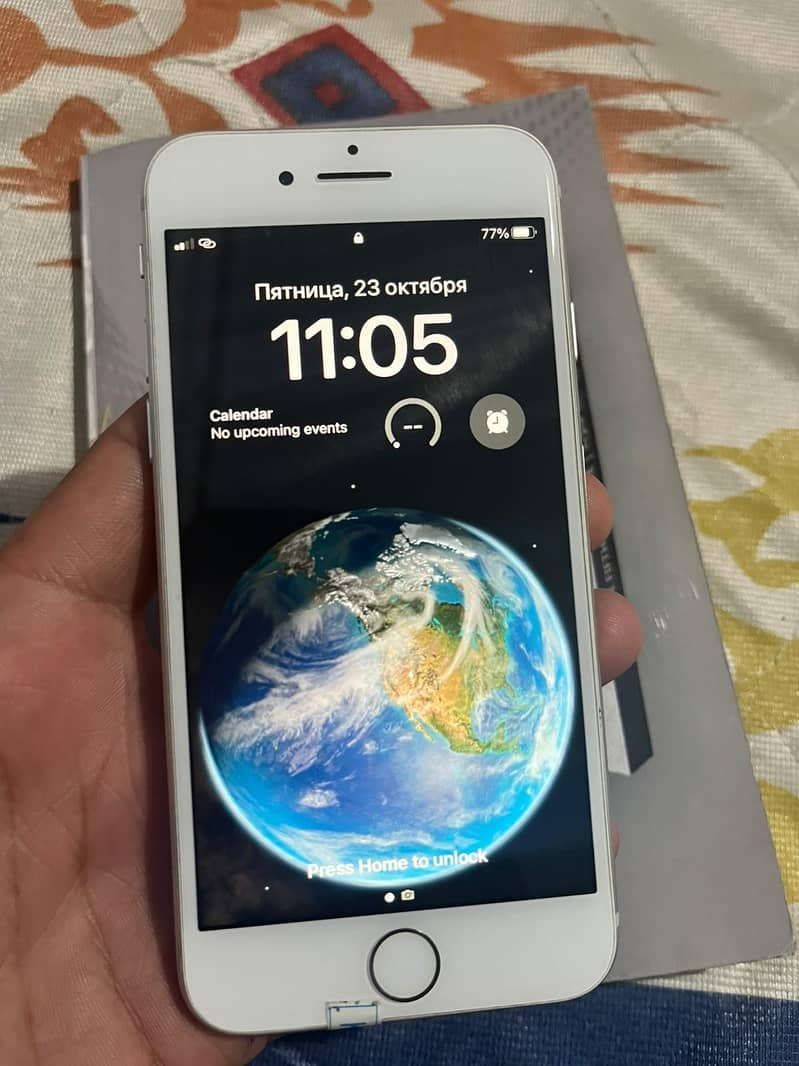 Apple iPhone 8 1