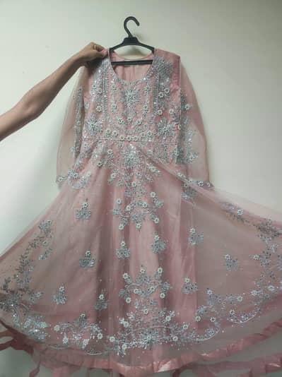 maxi like new fresh 1 time use only 03051717619