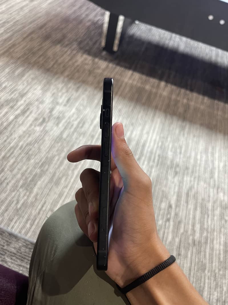 Apple iPhone 15 2