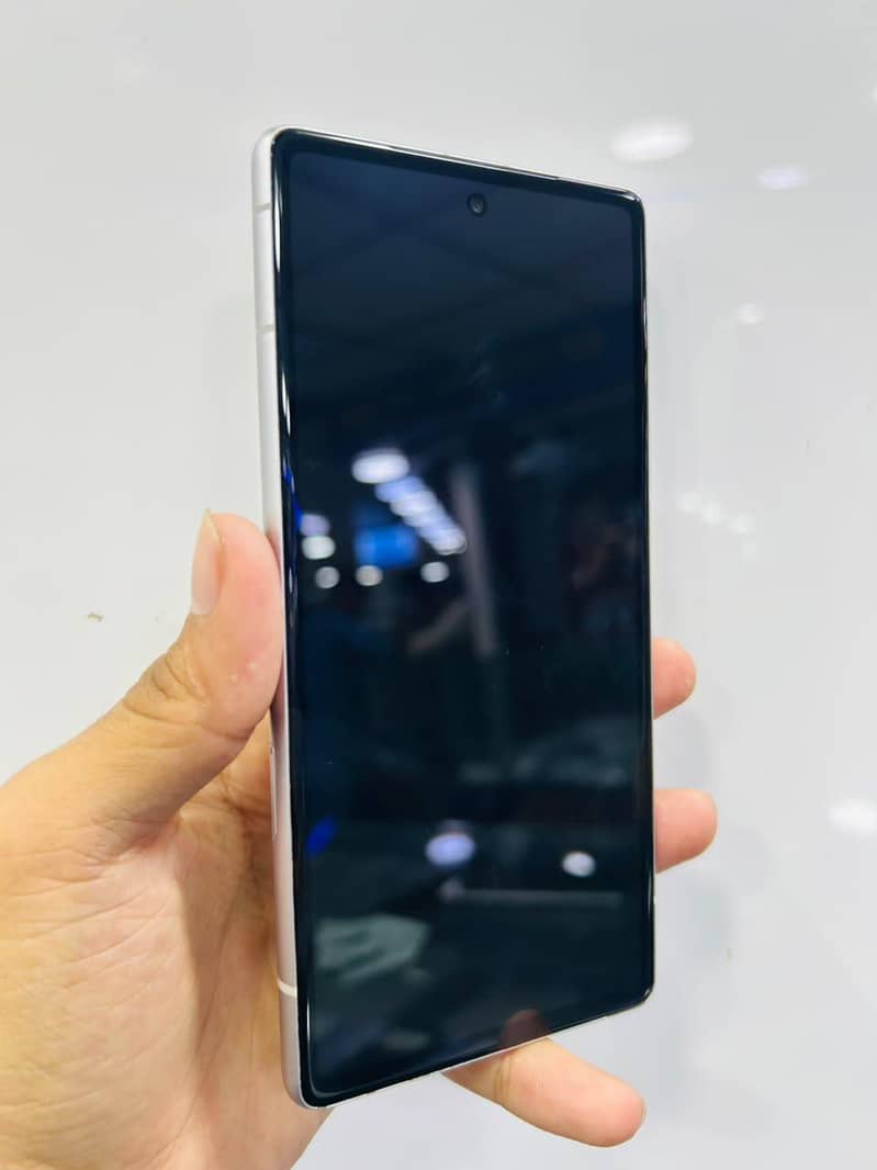 Google Pixel 7a 1