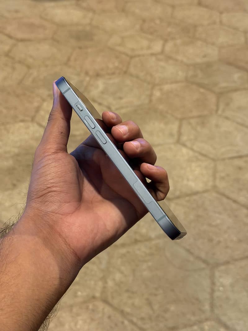 Apple iPhone 14 1