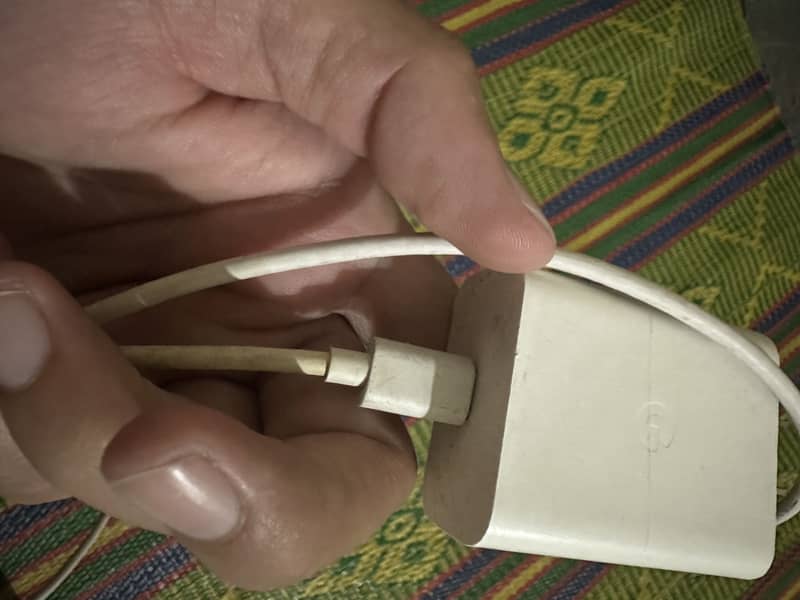 Google pixel charger 2