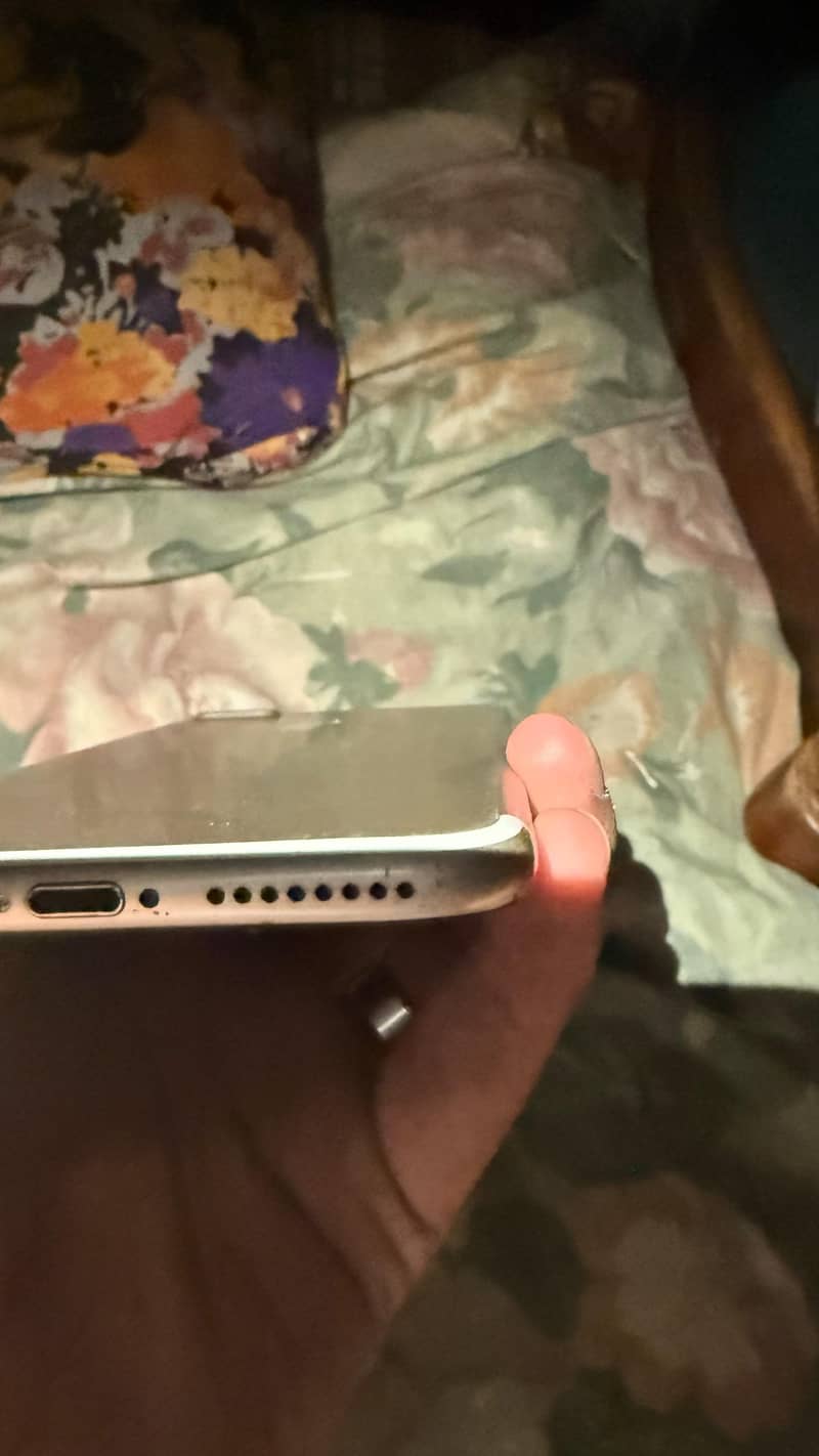 Apple iPhone 7 Plus 8