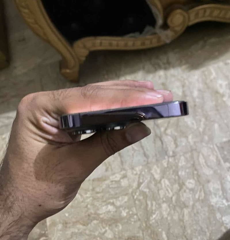 Apple iPhone 14 Pro Max 1