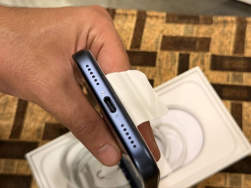 Apple iPhone 17 Pro Max 7