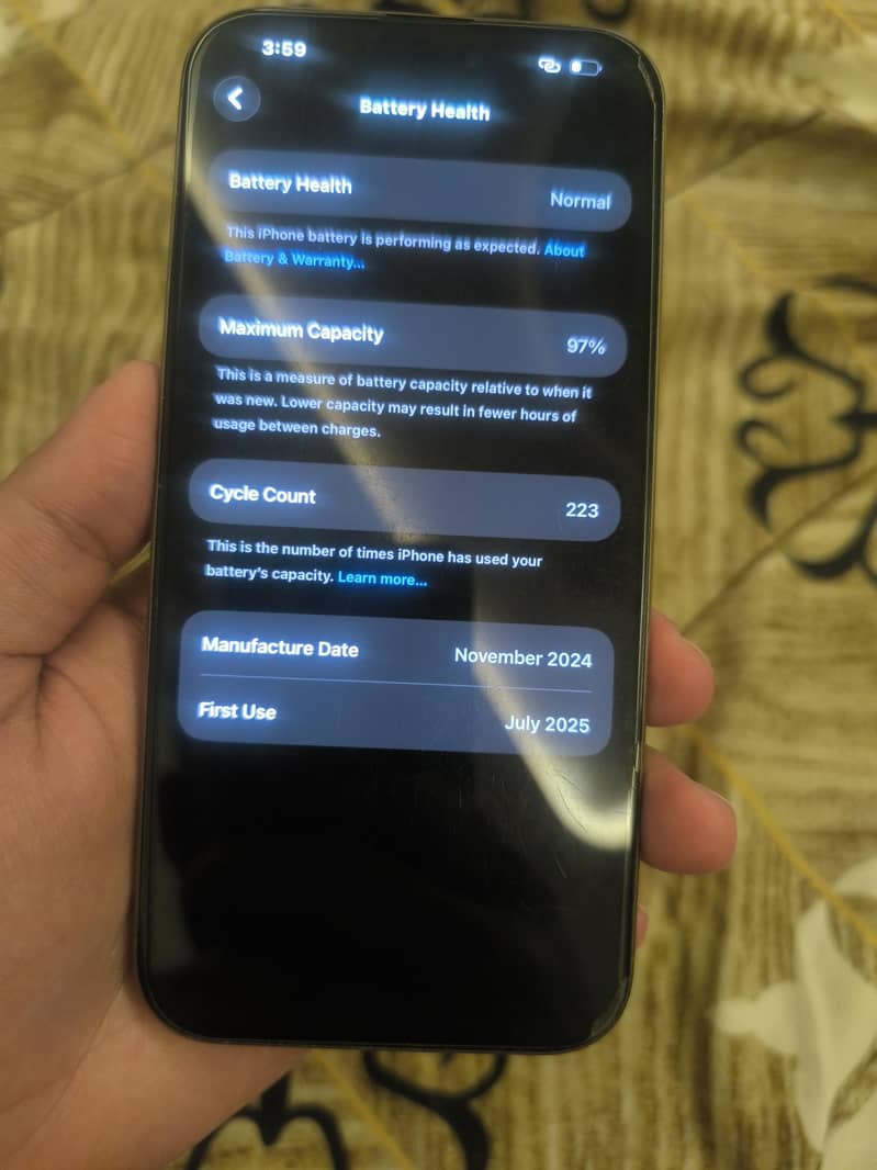 Apple iPhone 16 Pro Max 3