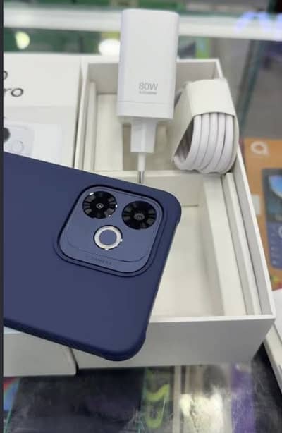 OPPO A6s pro. 8+ 256