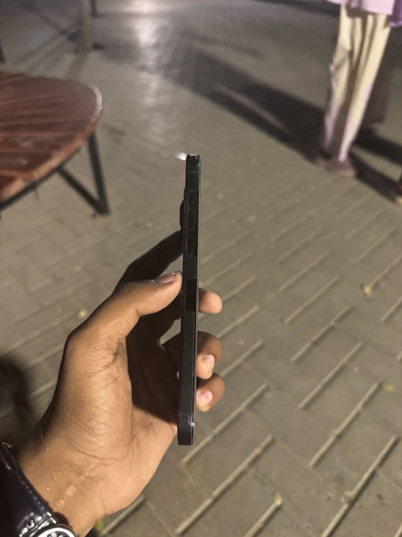 Apple iPhone 14 Pro Max 5