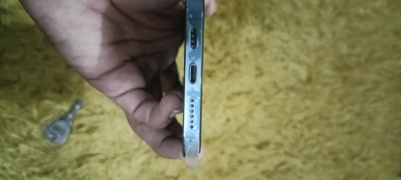 Apple iPhone 12 Pro Max 2
