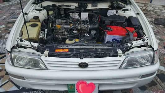 Toyota Corolla 2001 almost total geniune, geniune mileage 117000. .