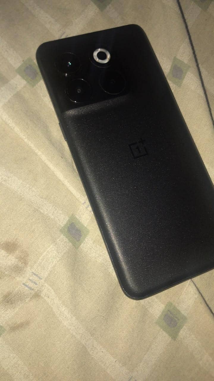 One Plus 10T 0