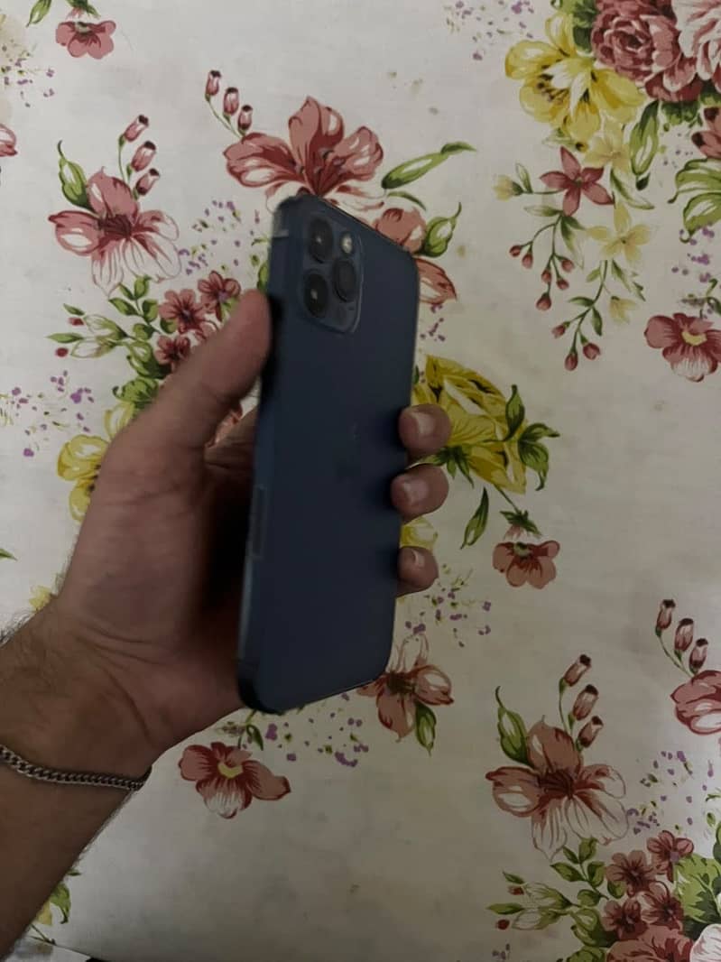Apple iPhone 12 Pro jv 3