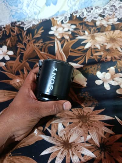 Sony srs-xb13 Bluetooth speaker