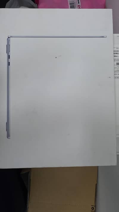 Macbook M5 Air 13 inch-  - 512 GB