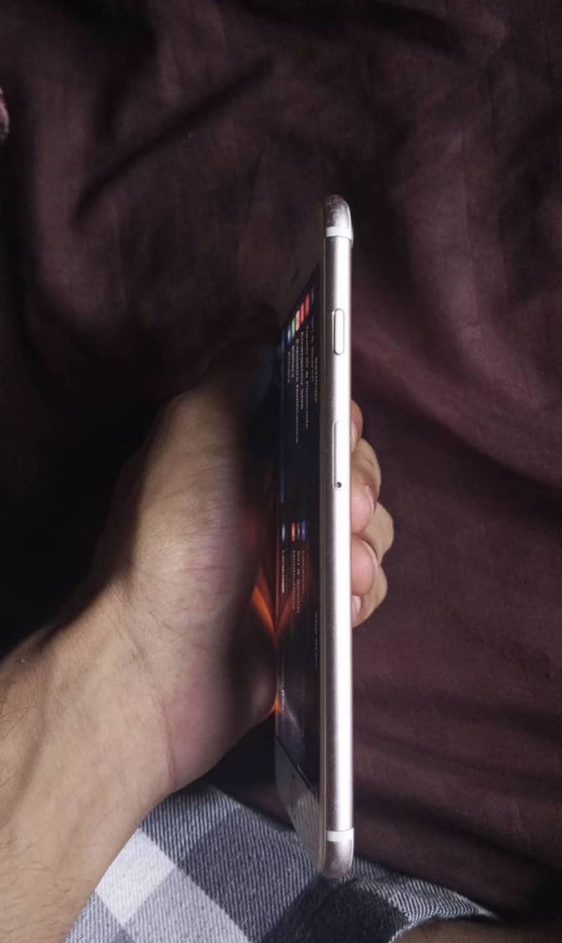 Apple iPhone 7 Plus, READ AD!!!! 8