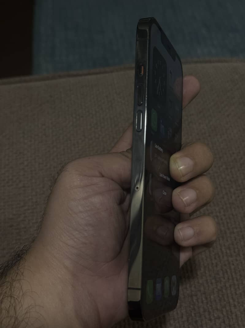 Apple iPhone 12 Pro Max 7