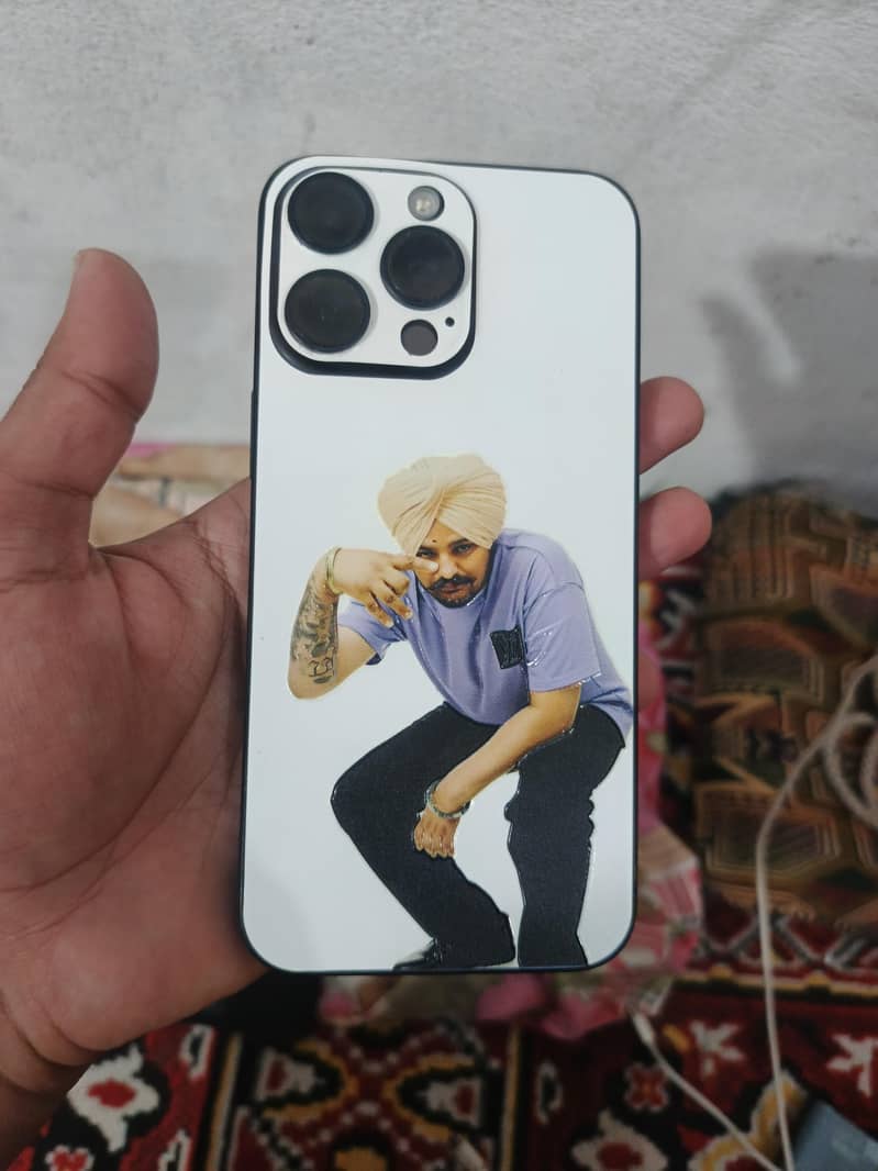 Apple iPhone 15 Pro Max 3